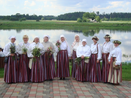 Folkloras kopa AKMIŅEICA